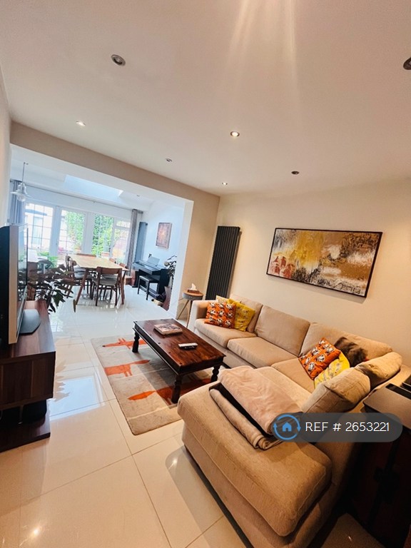 image for 1 bedroom flat in Grampian Gardens, London, NW2 (1 bed) (#2653221)
