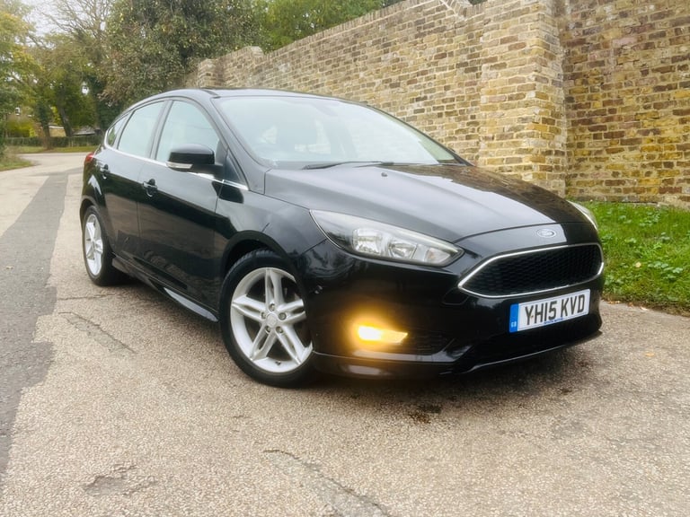 2015 Ford Focus 1.0 EcoBoost 125 Zetec S 5dr HATCHBACK Petrol Manual