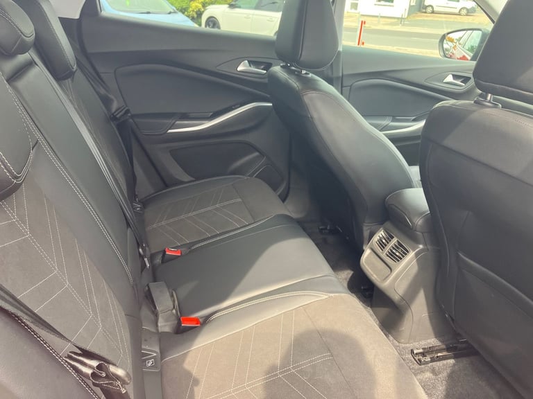 2023 Vauxhall Grandland 1.2 Turbo Ultimate 5dr Hatchback PETROL Manual