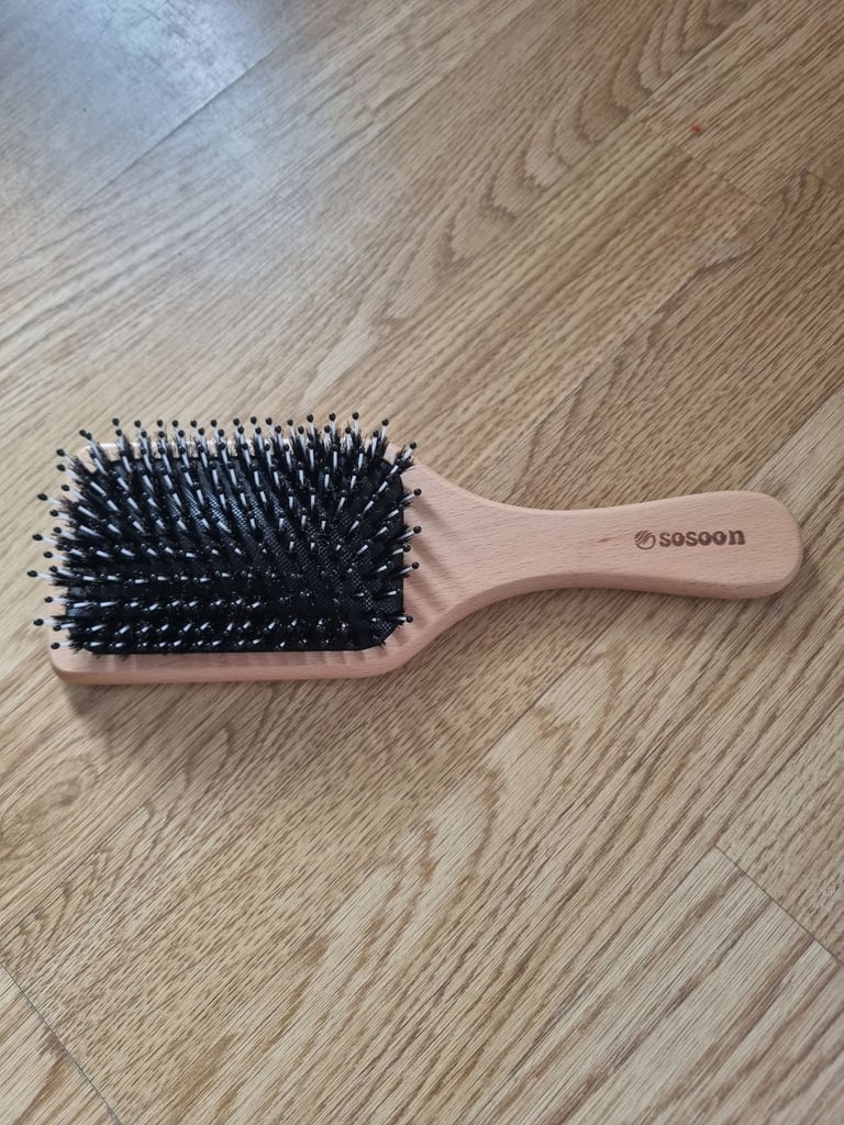 Hair brush