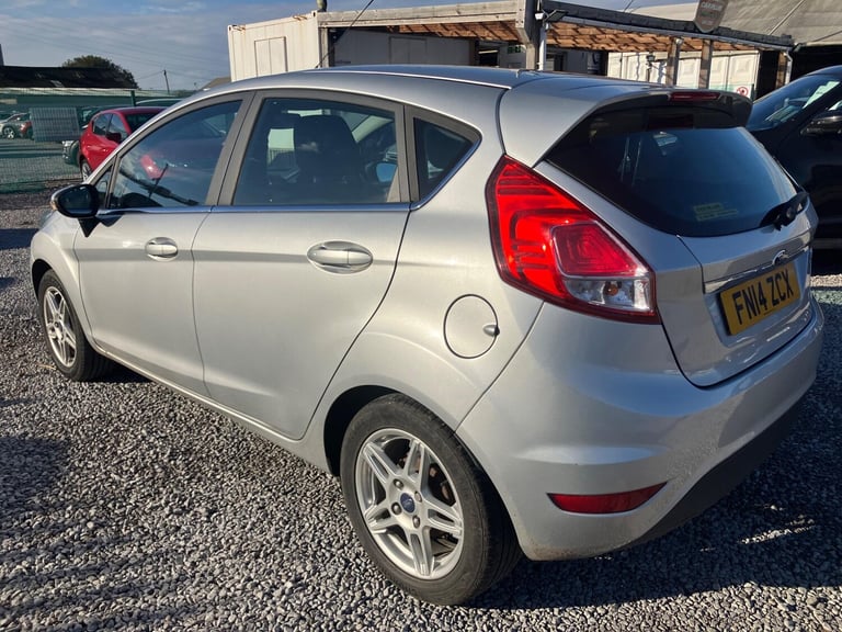 2014 Ford Fiesta 1.25 82 Zetec 5dr HATCHBACK PETROL Manual