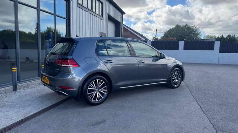 VOLKSWAGEN GOLF 1.5 TSI EVO SE Nav Euro 6 (s/s) 5dr 2018