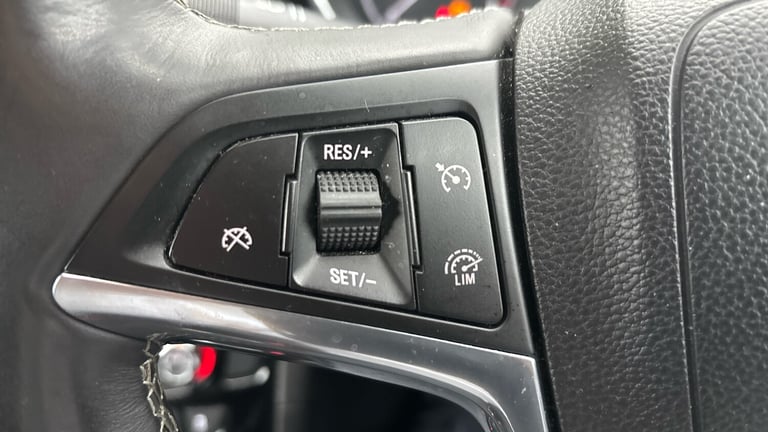 2017 Vauxhall Mokka X 1.4T Elite Nav 5dr Auto Petrol Hatchback Hatchback Petrol Automatic