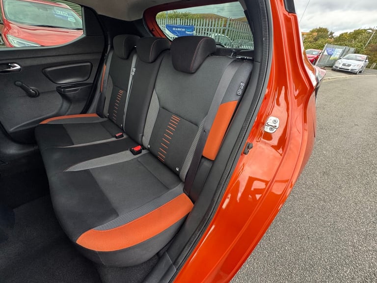 2017 Nissan Micra 1.5 dCi Tekna 5dr / £20 ROAD TAX / 80+ MPG / ULEZ / FSH