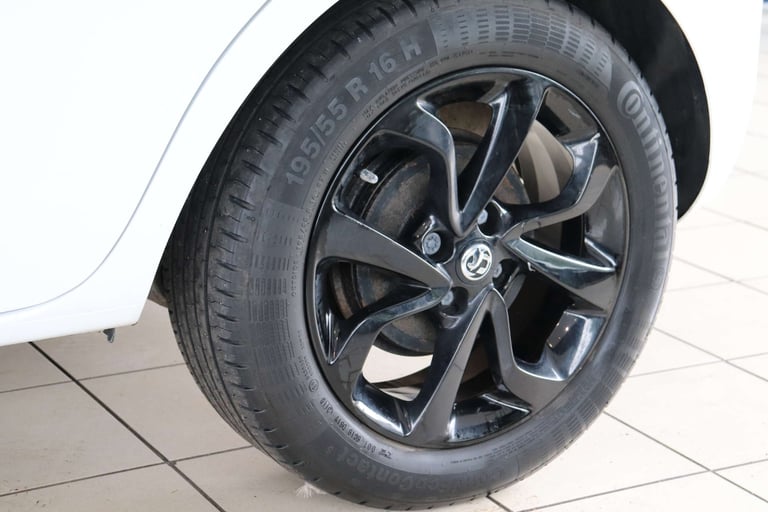 2019 Vauxhall Corsa 1.4 Corsa Griffin 5dr Hatchback Petrol Manual