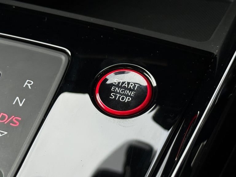  Audi RS3 2.5 TFSI Carbon Black Sportback 5dr Petrol S Tronic quattro Euro 6 (s/s) (4 Petrol Auto...