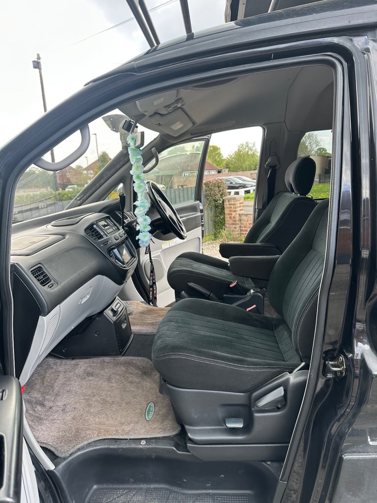 Mitsubishi Delica 4x4 2006, 2997 (cc)