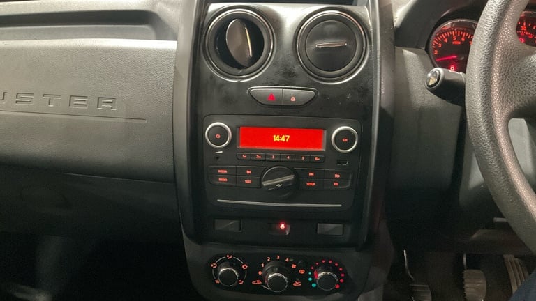 FINANCE AVAILABLE 2016 DACIA DUSTER 1.5 AMBIANCE DCI 110 4x2 SERVICE HISTORY MOT