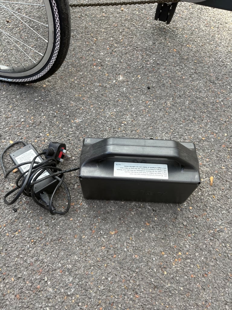 Electric folding Tricycle Trike OFFERS accepted 