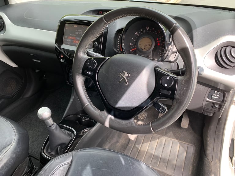 2015 Peugeot 108 1.2 VTi Feline 3dr HATCHBACK Petrol Manual