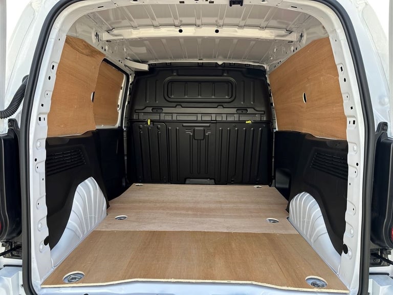  Vauxhall Combo 1.5 Turbo D 2300 Pro Panel Van 5dr Diesel Manual Swb Euro 6 s/s