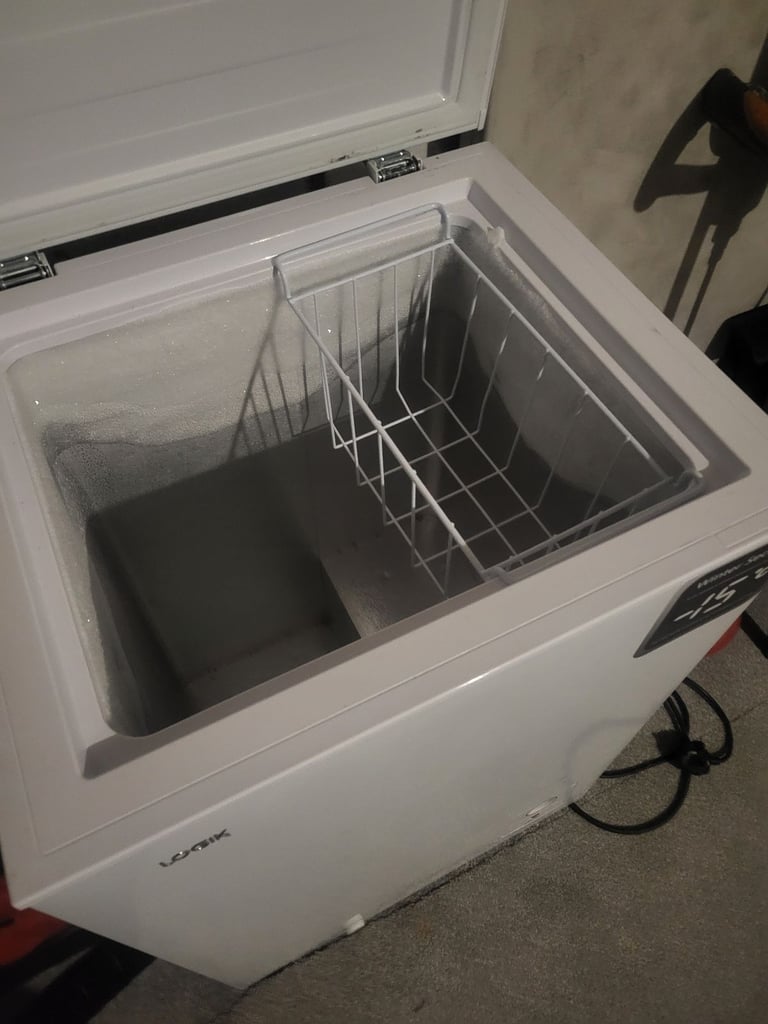 Chest freezer 