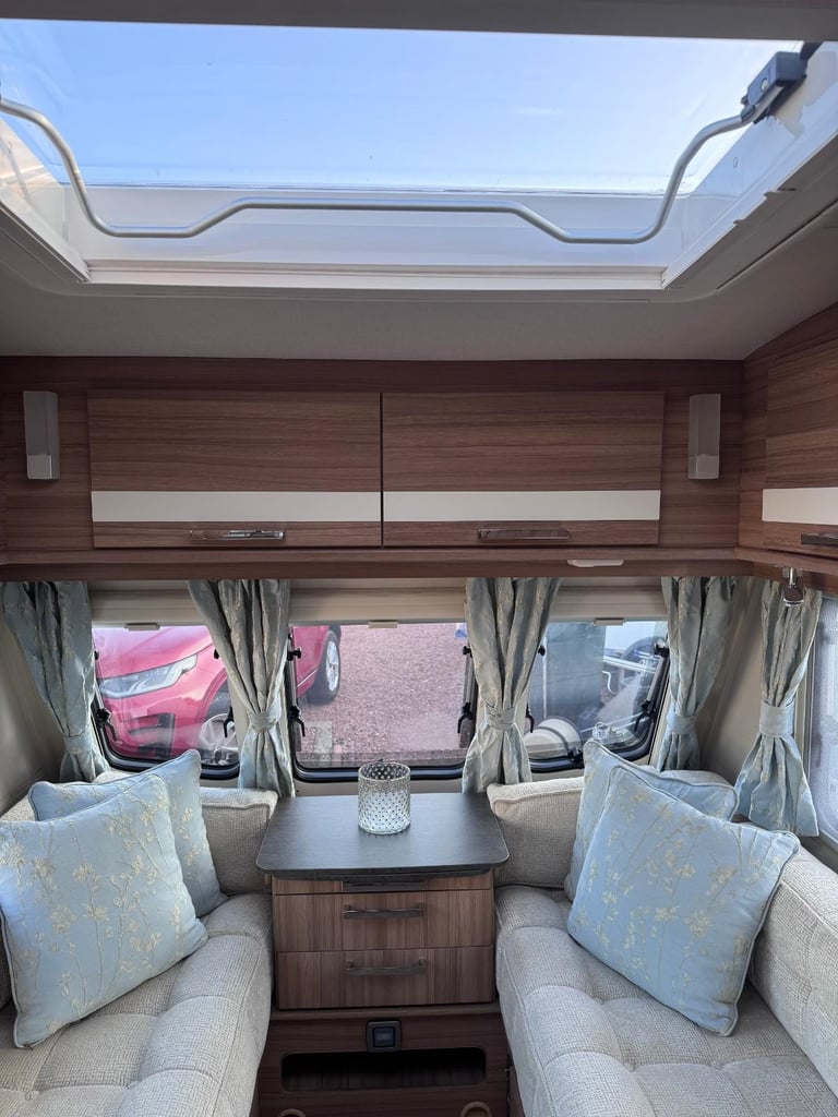 Lunar Conquest, Yr.2016, 2 Berth