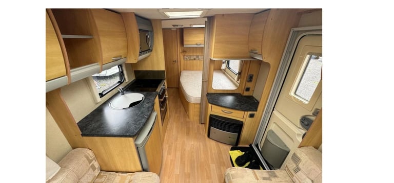 Short stay Accommodation Holiday Caravan
