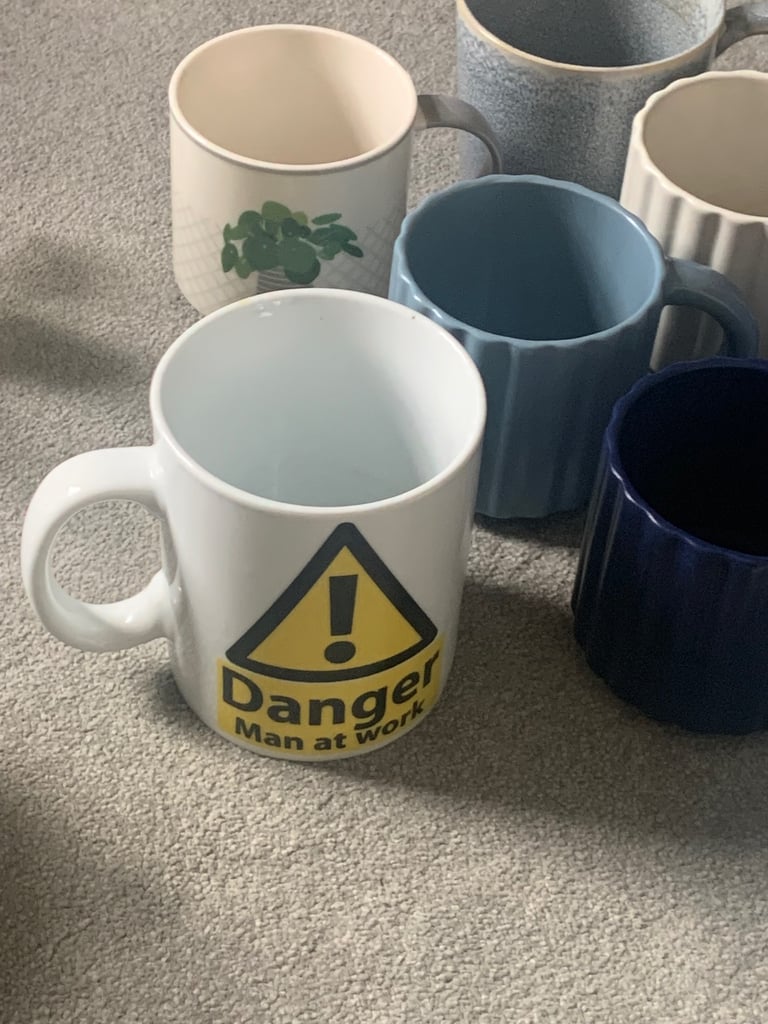 Mugs and teapot 