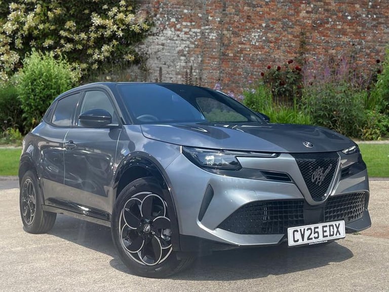 image for 2025 Alfa Romeo Junior 1.2 Turbo Ibrida 5dr Auto Automatic Hatchback Petrol Automatic