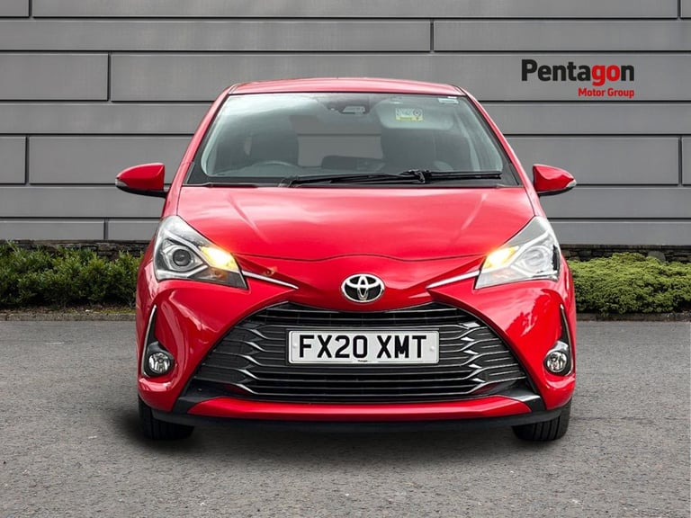  Toyota Yaris 1.5 Vvt I Y20 Bi Tone Hatchback 5dr Petrol Manual Euro 6 111 Ps