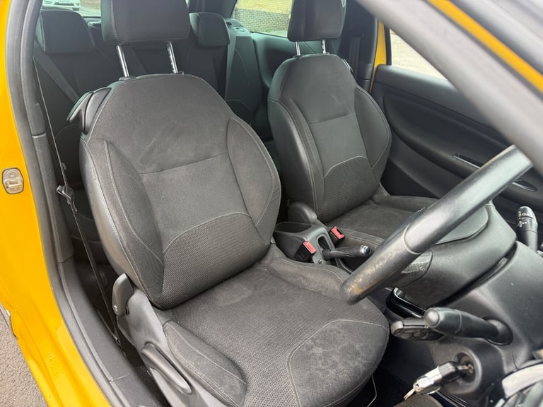 2012 Citroen DS3 1.6 e-HDi Airdream DStyle 3dr HATCHBACK Diesel Manual