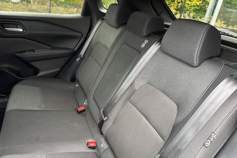 2022 Nissan Qashqai 1.3 DIG-T MHEV N-Connecta XTRON Euro 6 (s/s) 5dr SUV PETROL Automatic
