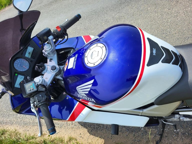 2004 54 HONDA VFR 800-5 HRC COLOURS VFR800 VTEC SPORTS TOURER NEW MOT