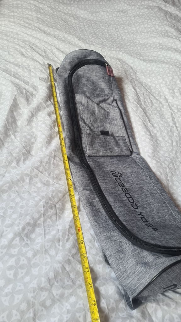 Nicegood yoga matt/ equipment shoulder bag. Excellent condition