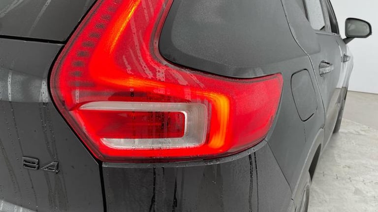 2025 Volvo XC40 Black Edition Plus B4 Mild hybrid Petrol Automatic SUV Hybrid Automatic