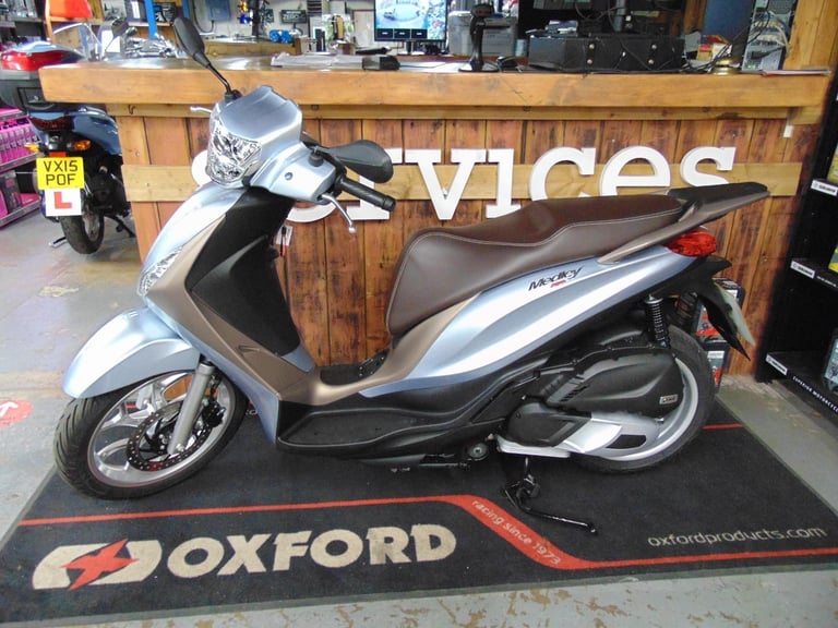 Piaggio Medley 125 2024 1owner 954 dry weather miles unmarked immaculate p/ex ok