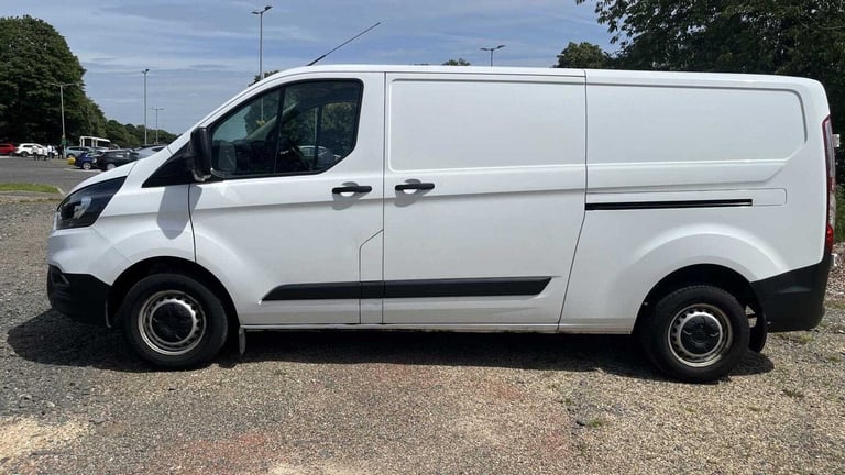  Ford Transit Custom 2.0 EcoBlue 130ps Low Roof Leader Van Van Diesel Manual