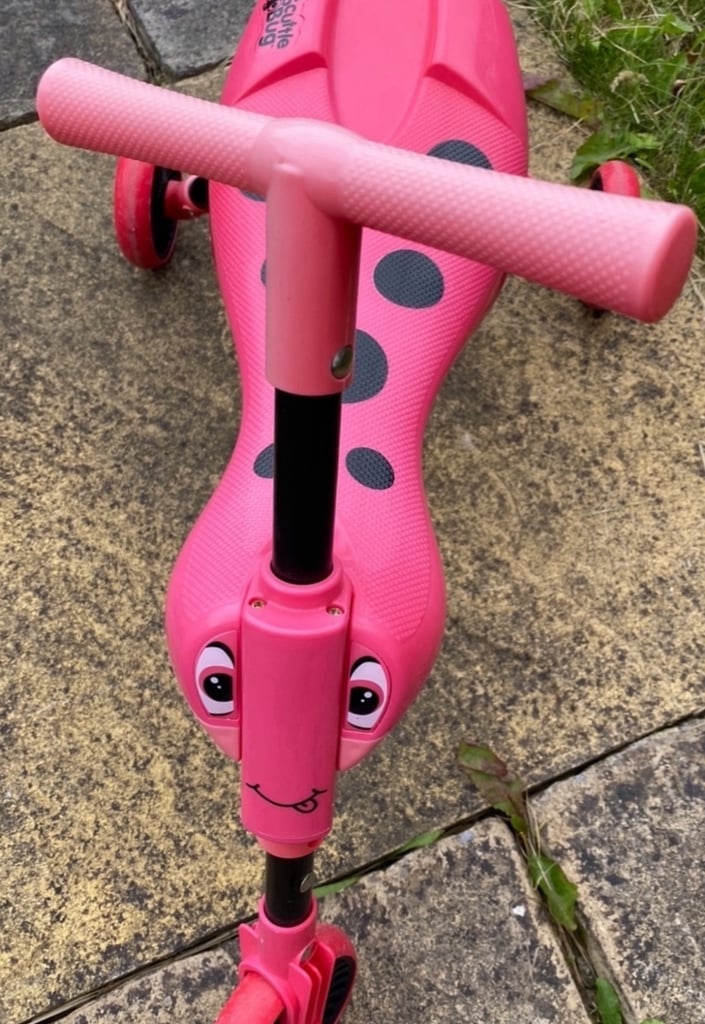 image for Sit on scooter vgc