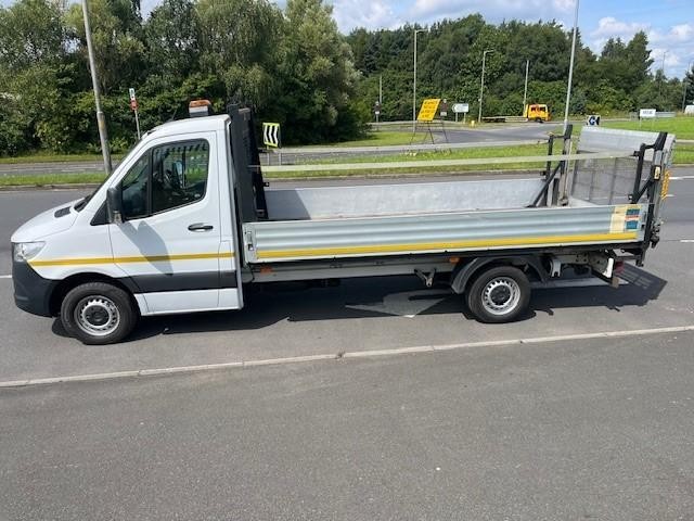 Mercedes-Benz Sprinter 315 LWB DROPISDE TRUCK TAIL LIFT @ £11450.00 + VAT 