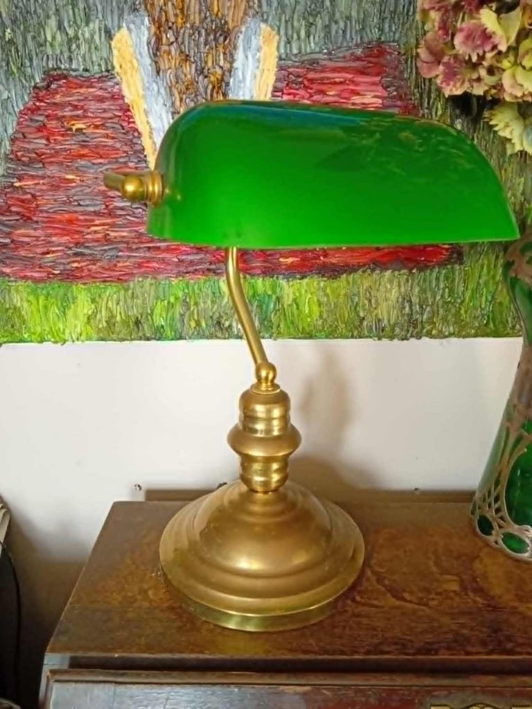 Bankers lamp