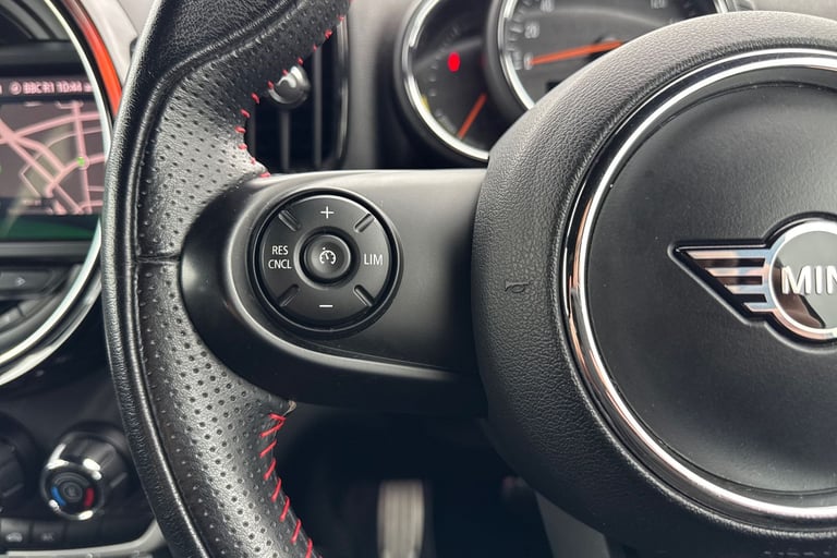 2019 MINI Countryman 1.5 7.6kWh Cooper SE Auto ALL4 Euro 6 (s/s) 5dr SUV PETROL/ELECTRIC Automatic