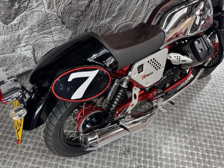 MOTO GUZZI V7 RACER 2013