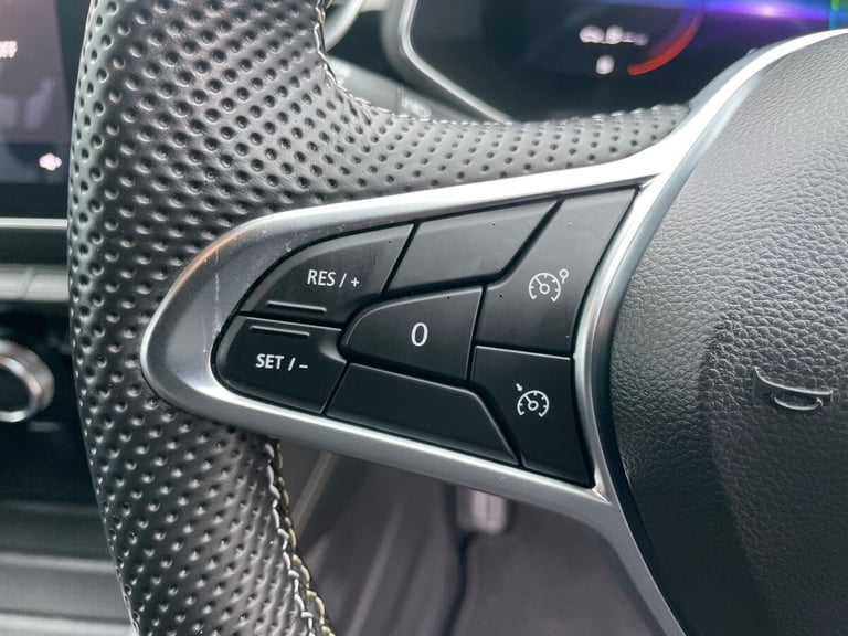 2024 Renault Captur Captur 1.6 E-tech Full Hybrid 145 Engineered 5Dr Auto Hatchback Hatchback Pet...