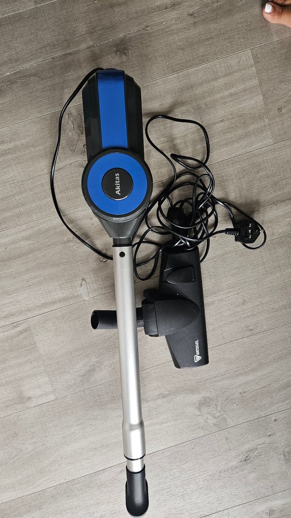 image for Akitas handheld hoover vaccum
