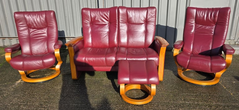 image for Himolla Non-Recliner Leather 2 Seater Sofa & 2 Recliner Chairs 221025