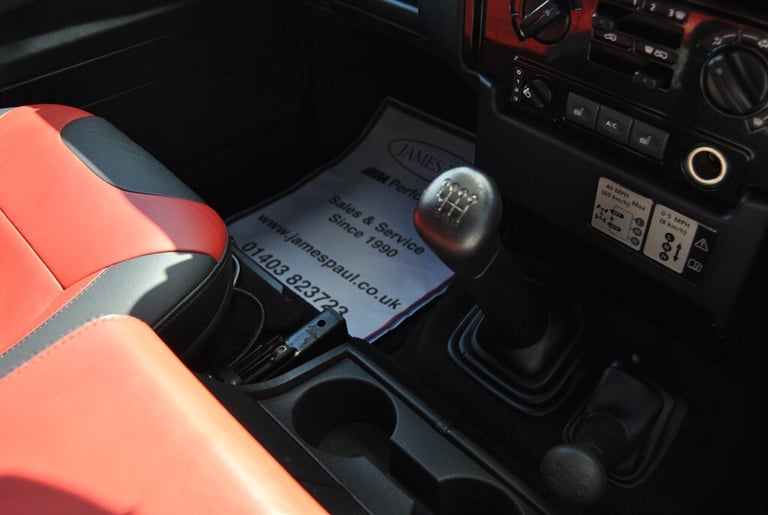 2015 Land Rover Defender XS Station Wagon TDCi [2.2] WINDOW VAN DIESEL Manual