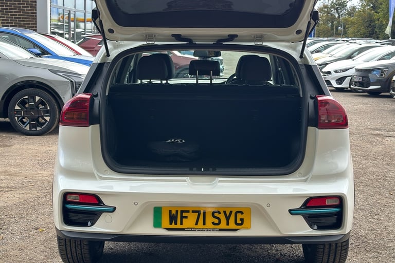  Kia Niro Electric 64kwh 4 Plus Suv 5dr Electric Auto 201 Bhp Electric