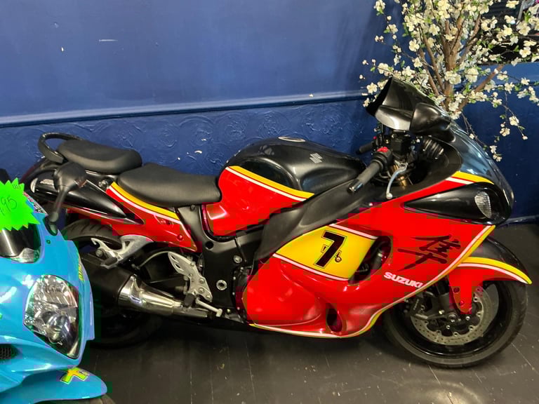 Suzuki GSX1300 r free delivery 