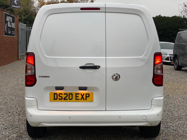 2020 Vauxhall Combo 1.6 Turbo D 2300 Sportive L1 H1 Euro 6 (s/s) 4dr PANEL VAN Diesel Manual