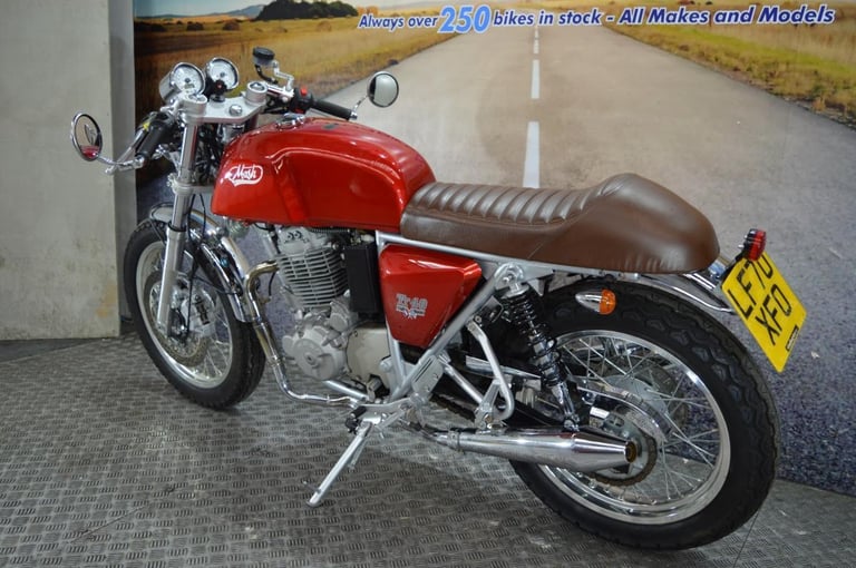 MASH TT 40 CAFE RACER 400 2020