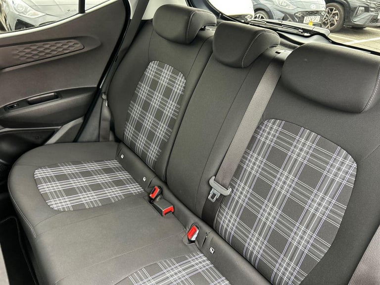 2024 Hyundai i10 1.0 Premium Hatchback 5dr Petrol Auto Euro 6 (s/s) (63 ps) Hatchback PETROL Auto...