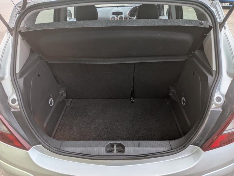 image for Vauxhall, CORSA, Hatchback, 2013, Manual, 1398 (cc), 5 doors