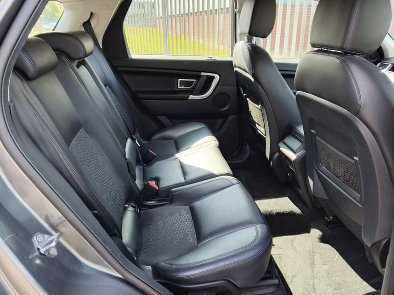 LAND ROVER DISCOVERY SPORT 2.0 TD4 SE Tech Grey Manual Diesel 2015