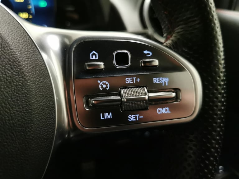 2022 Mercedes-Benz GLB 2.0 GLB220d AMG Line SUV 5dr Diesel 8G-DCT 4MATIC Euro 6 (s/s) (190 ps) - ...