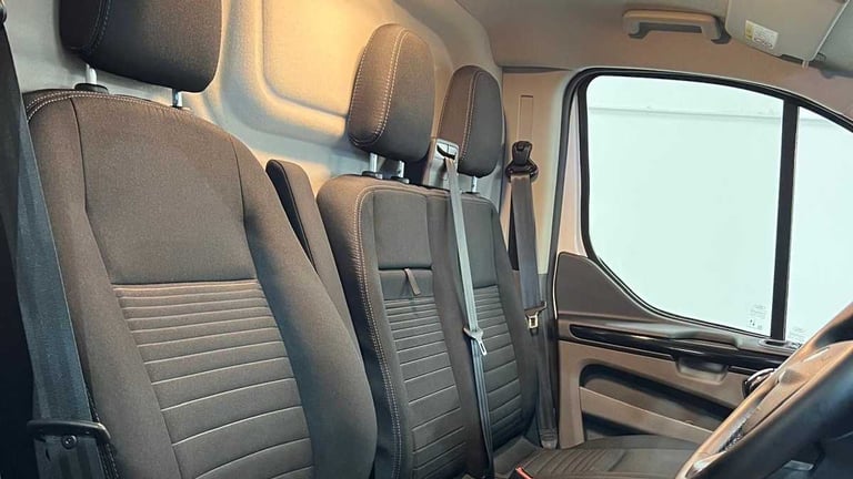 2023 Ford Transit Custom 2.0 EcoBlue 130ps Low Roof Limited Van Van Diesel Manual