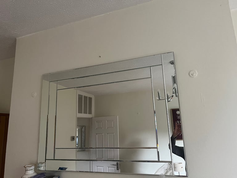 image for Mirror glass from fishpools 