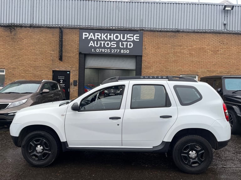 2017 Dacia Duster 1.6 SCe 115 Ambiance 5dr HATCHBACK Petrol Manual