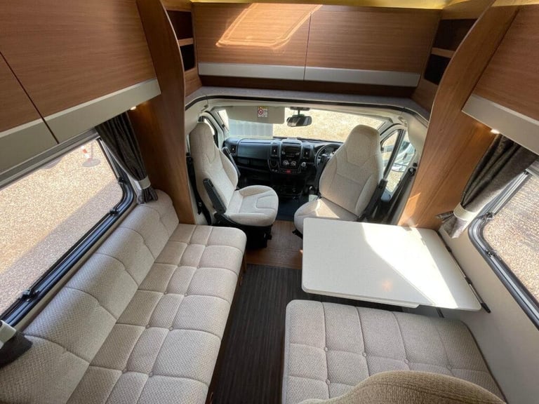 Auto trail Tribute 715 4 berth 4 belt 3500kg motorhome 