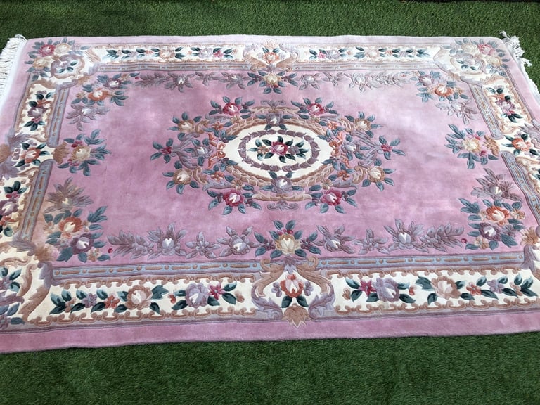 VINTAGE HANDMADE CHINESE STYLE WOOL RUG 273Cm x 182 Cm ,SPARE ROOM USE ONLY ,DELIVERY